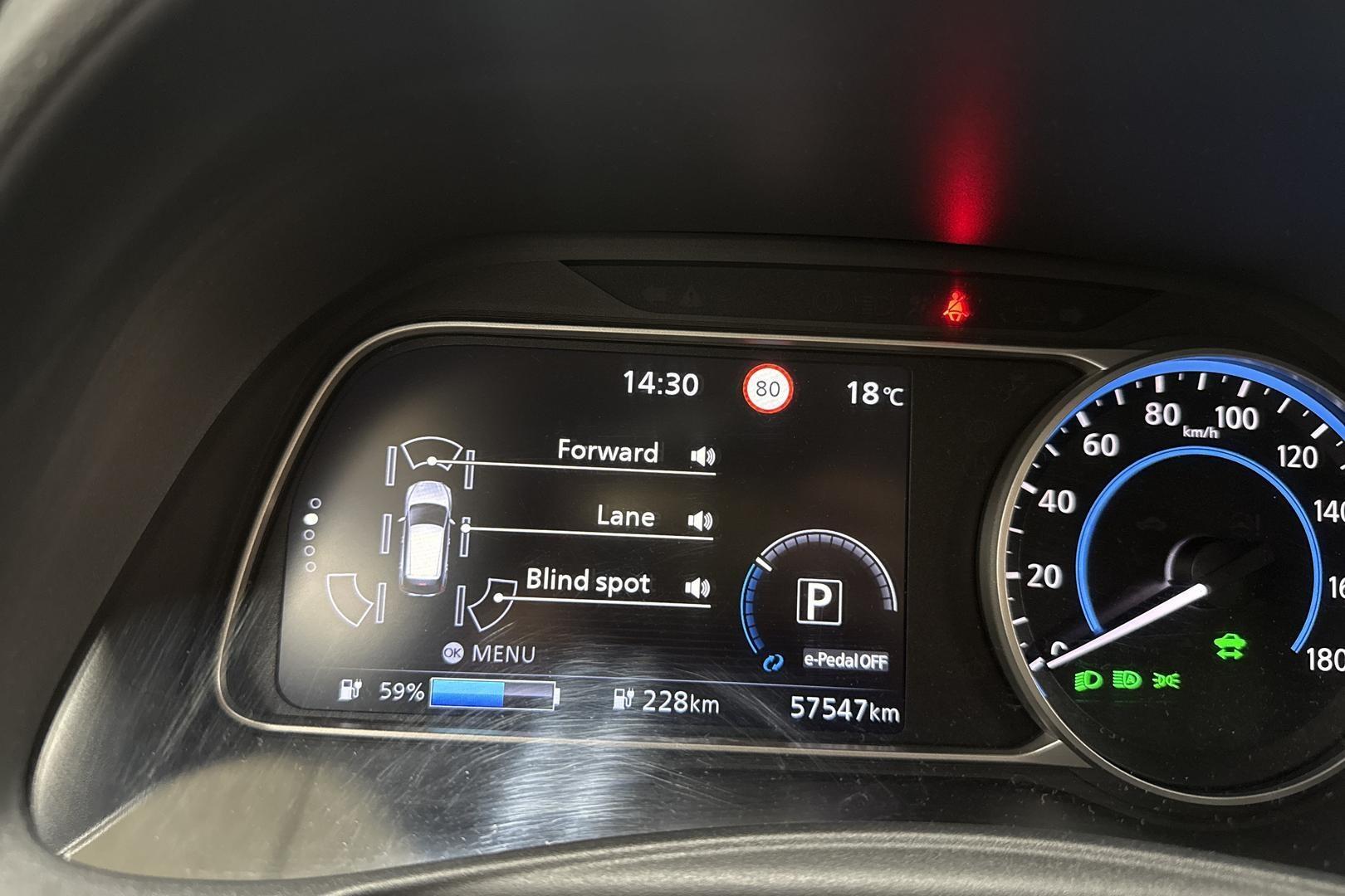 NISSAN Leaf 2021