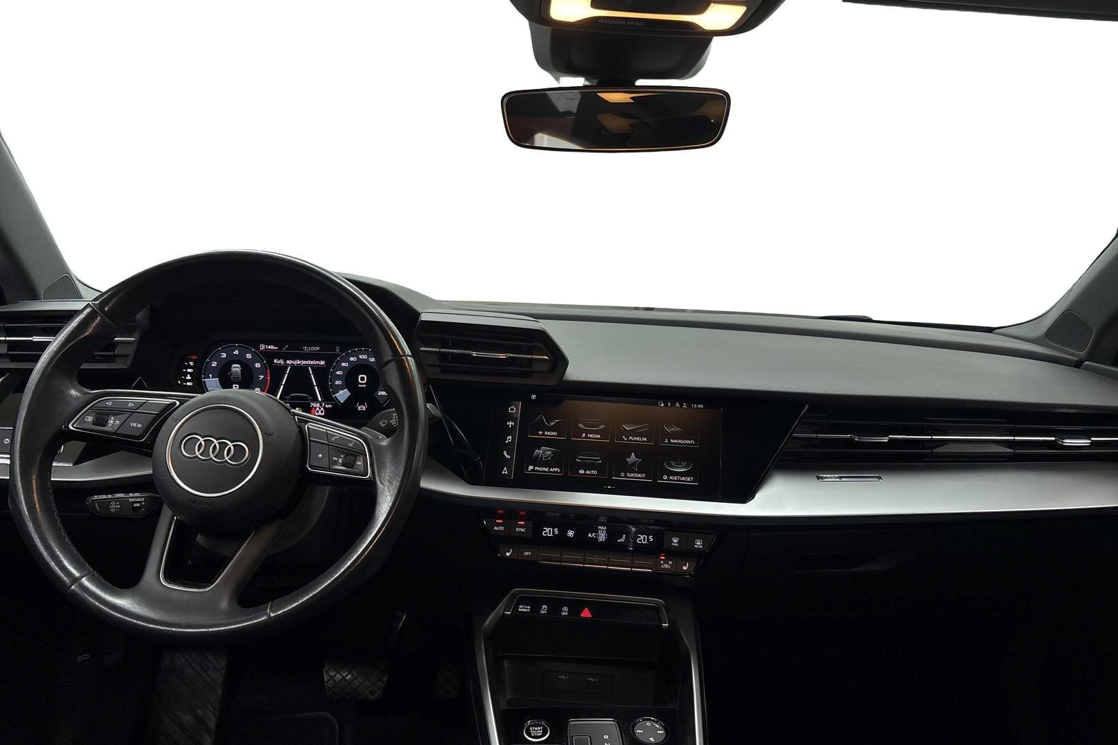 AUDI A3 2023