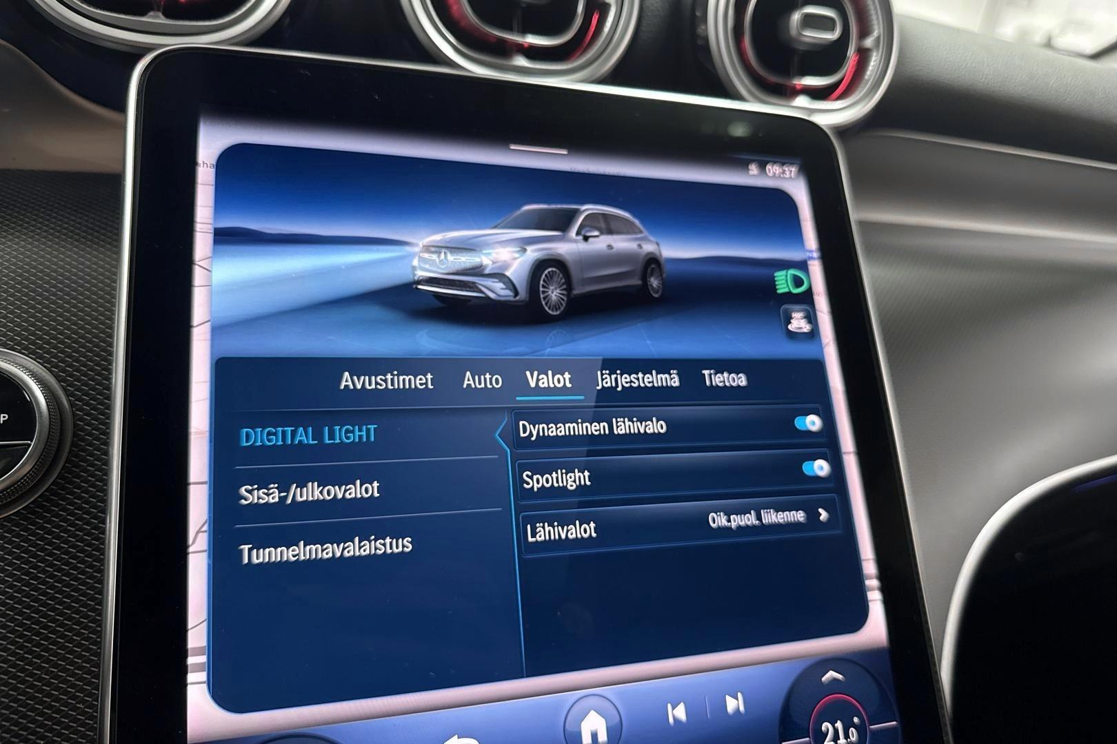 Mercedes-Benz GLC 2023
