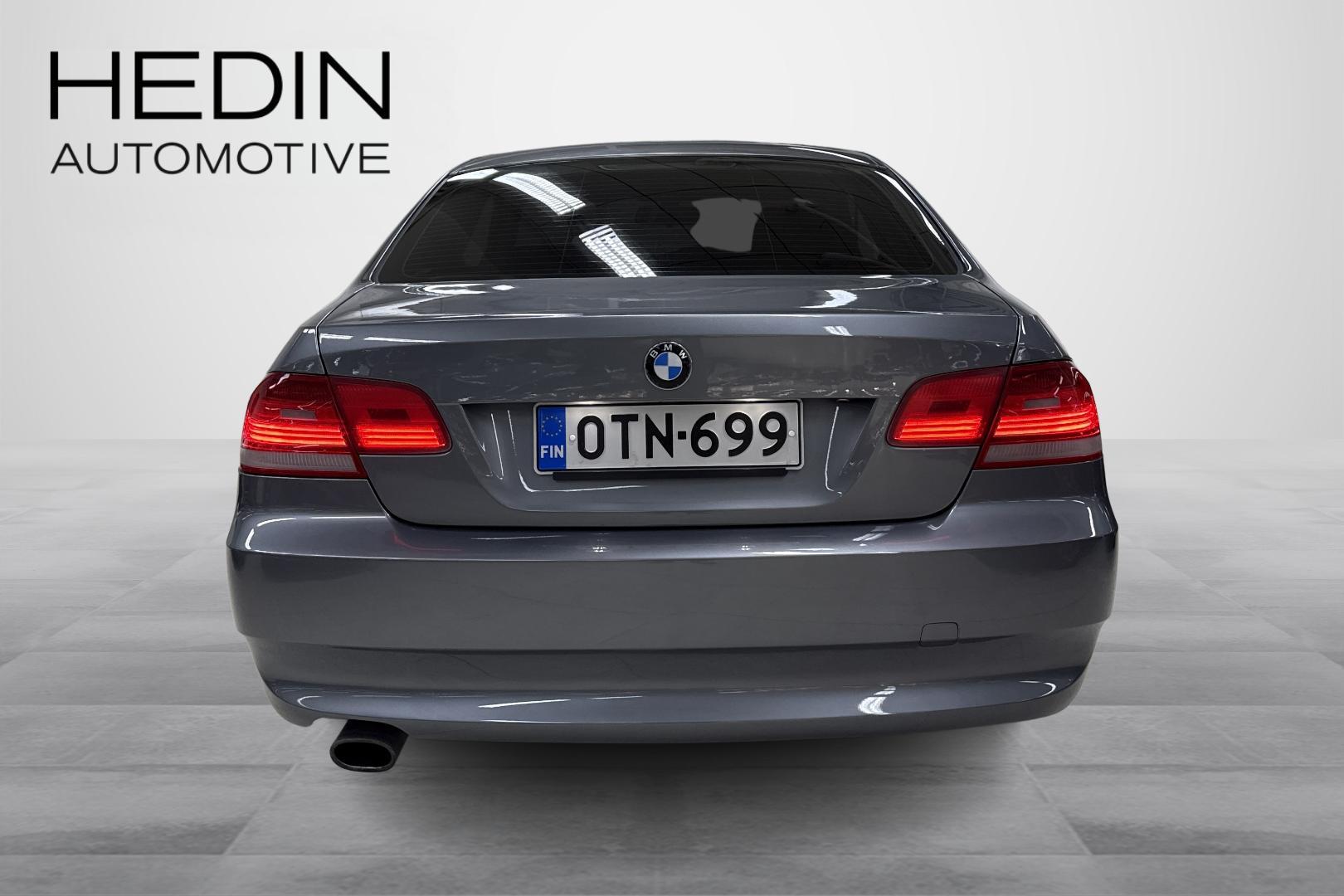 BMW 320 2008