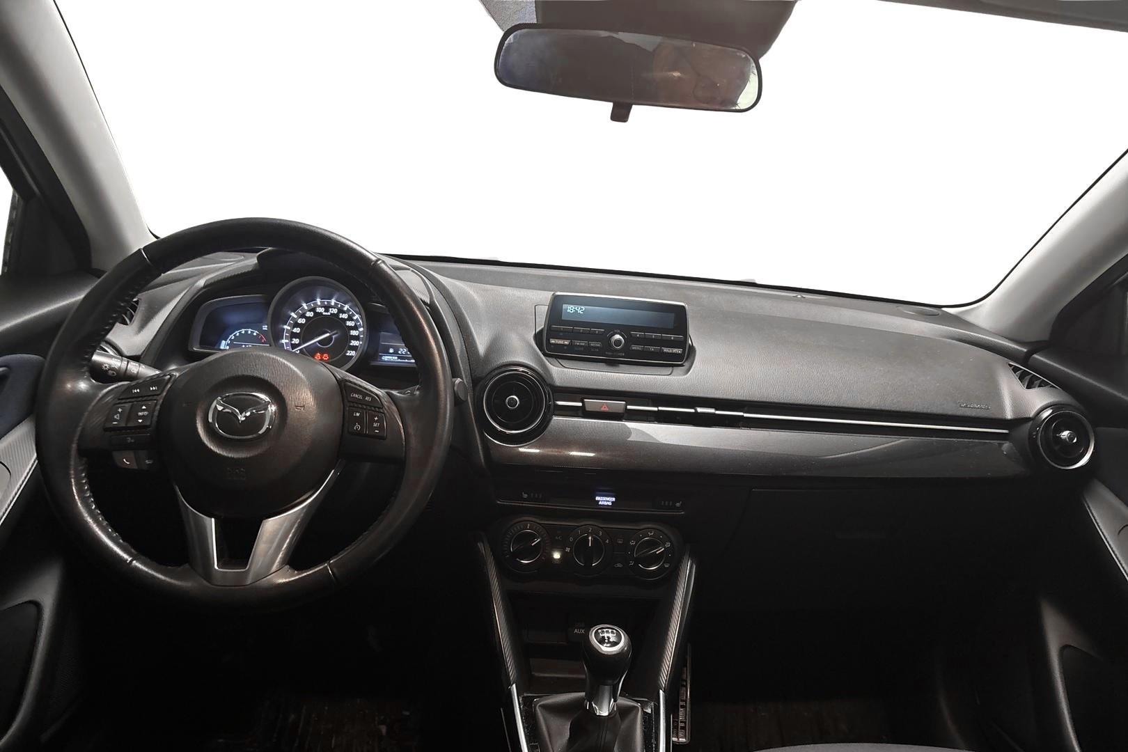 Mazda Mazda2 2016