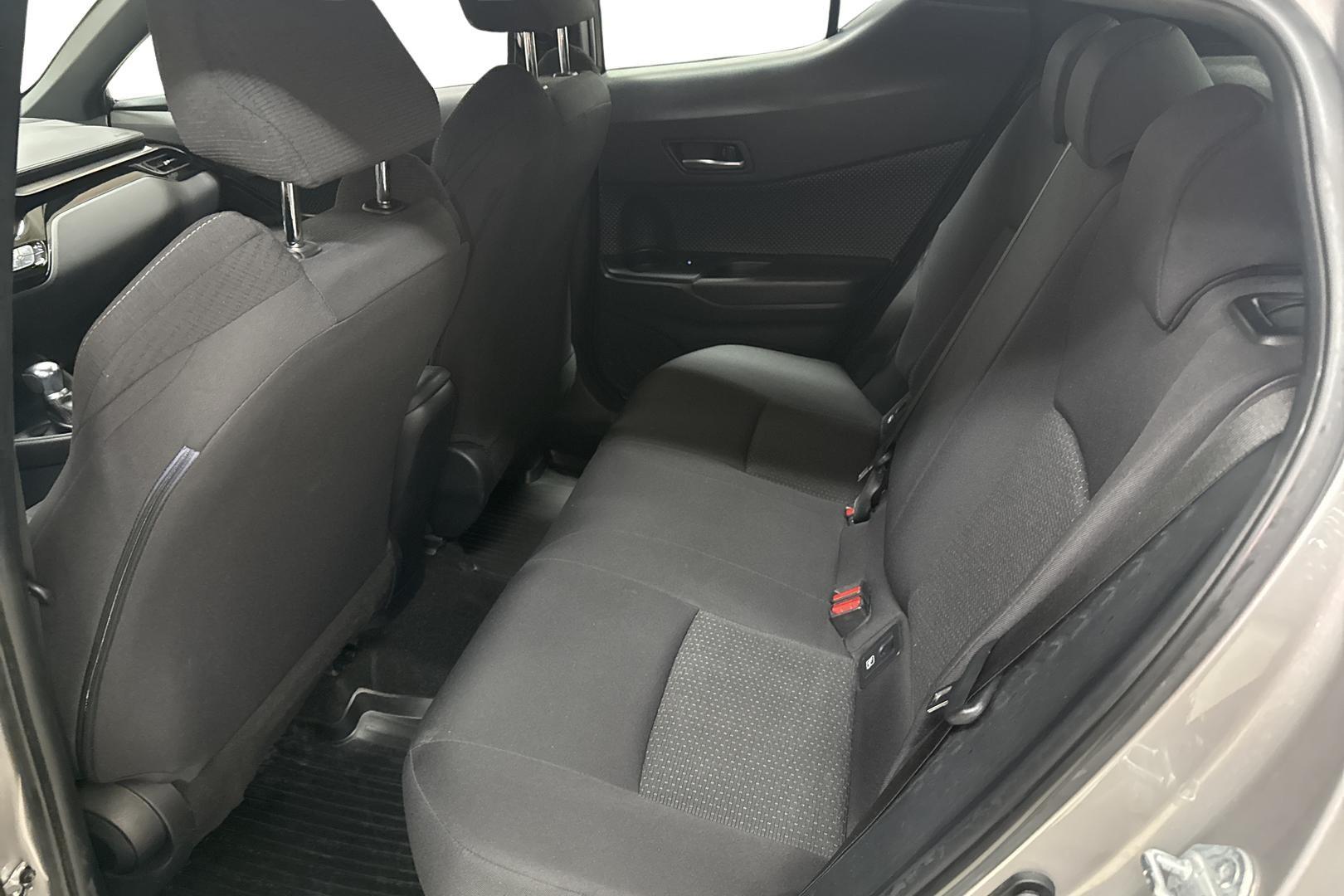 TOYOTA C-HR 2019