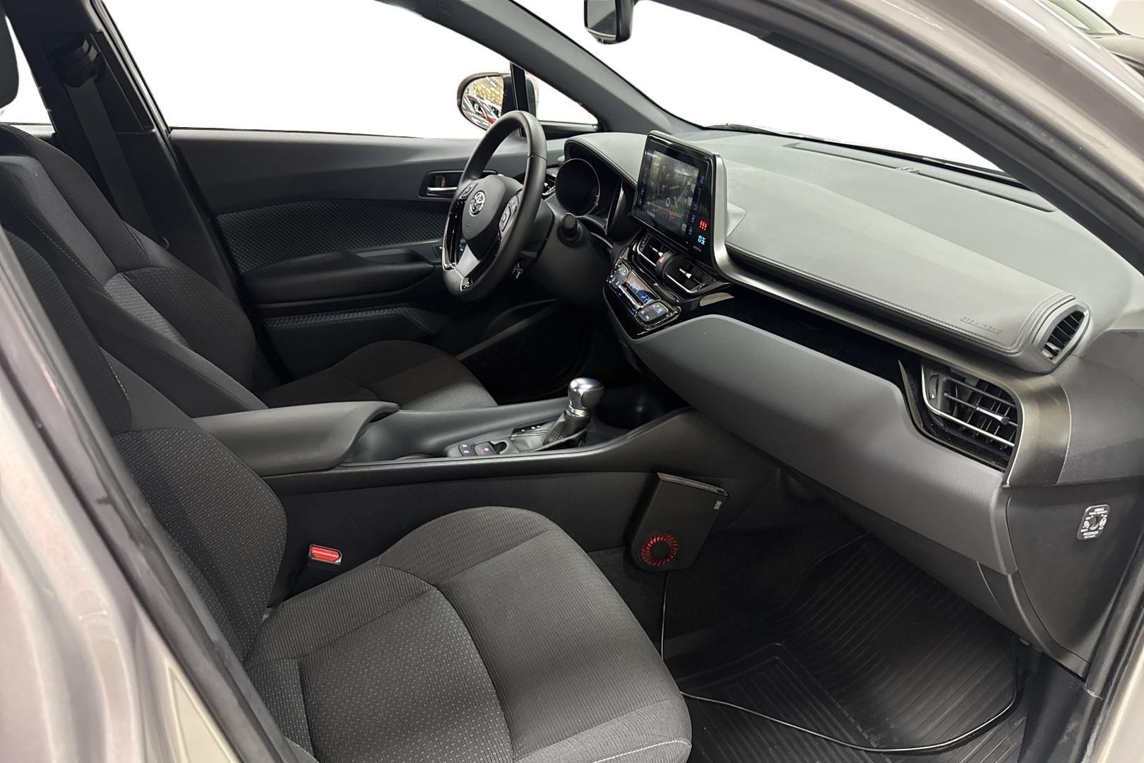 TOYOTA C-HR 2019