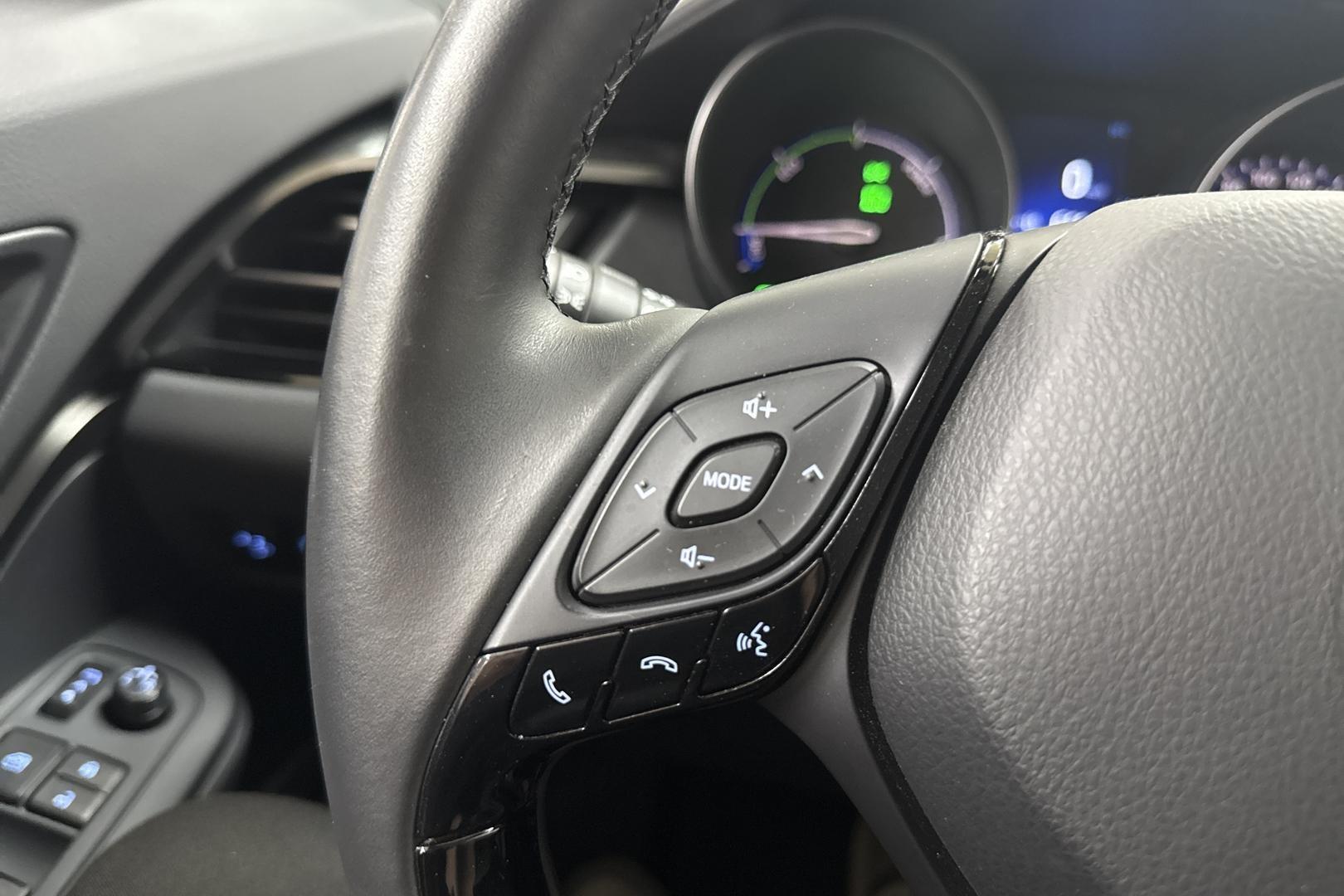 TOYOTA C-HR 2019