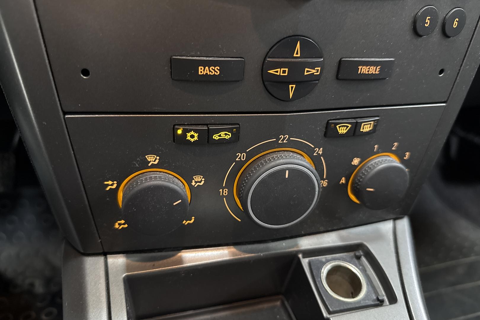 OPEL ASTRA 2007