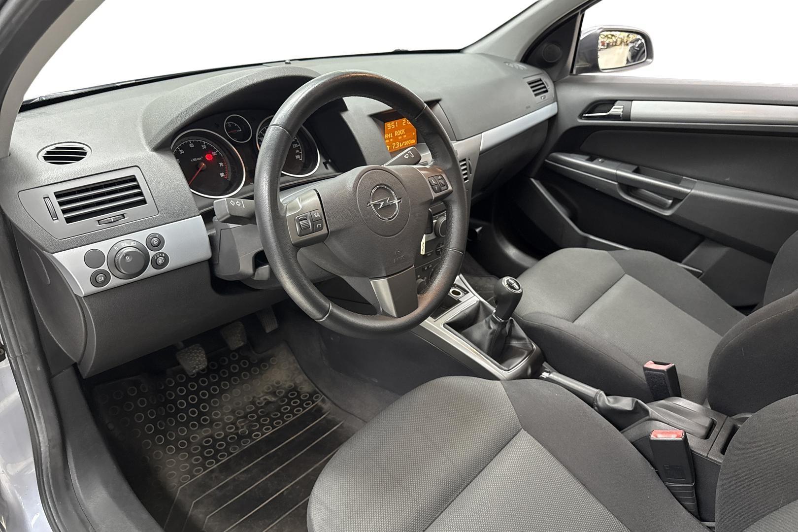 OPEL ASTRA 2007