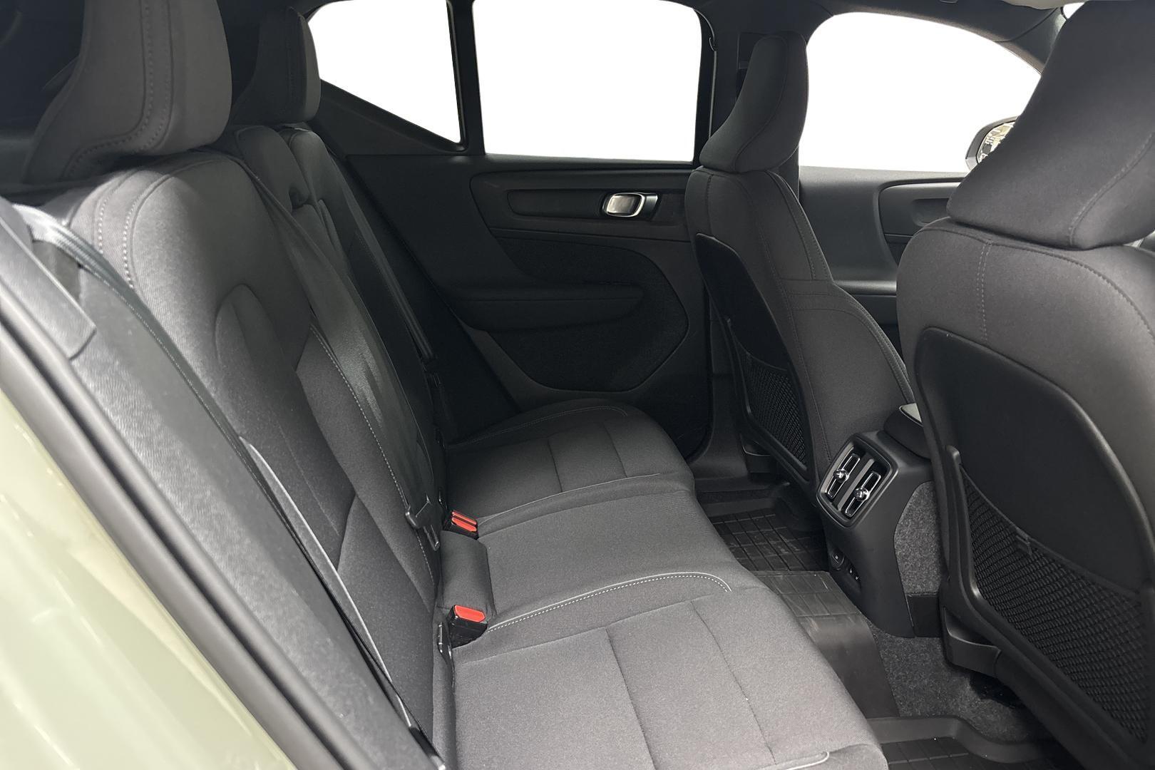 Volvo XC40 2024
