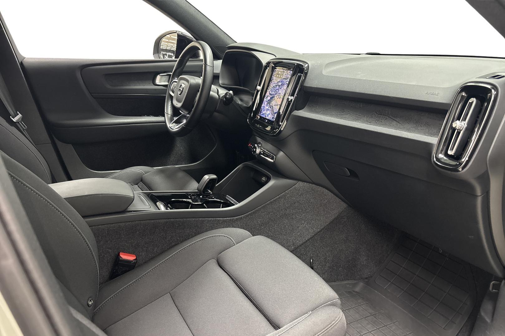 Volvo XC40 2024