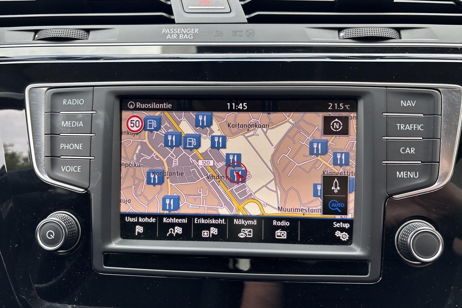 VOLKSWAGEN TOURAN 2017