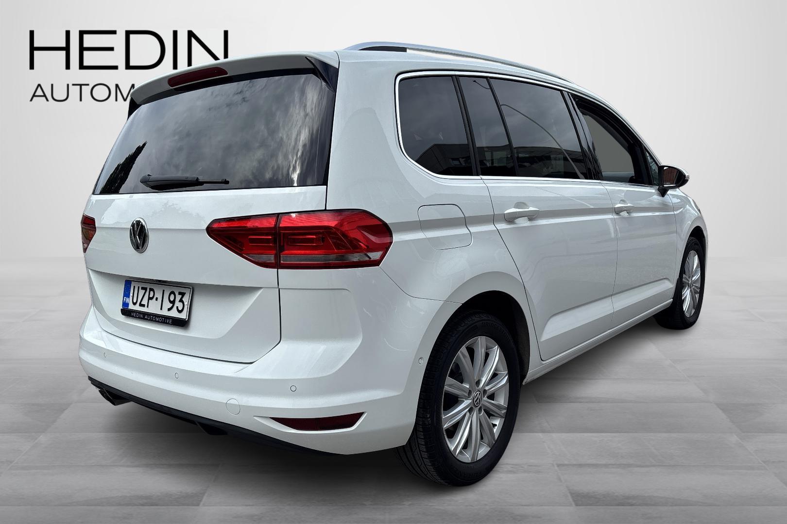 VOLKSWAGEN TOURAN 2017