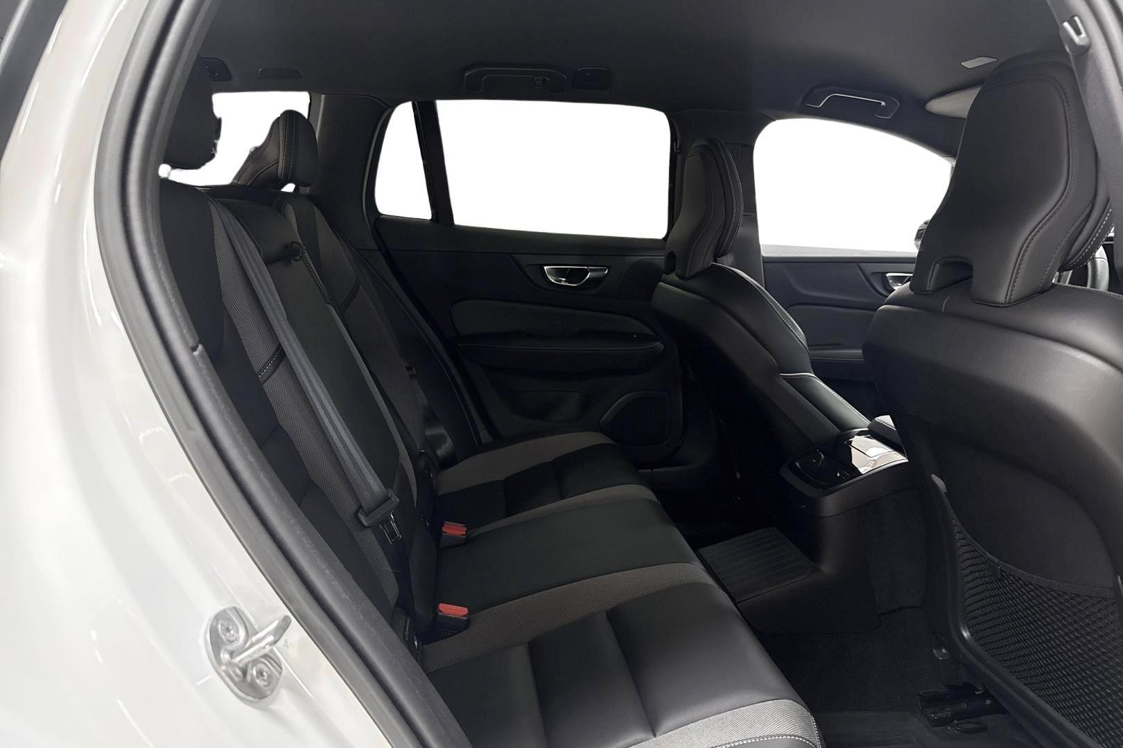 Volvo V60 2022