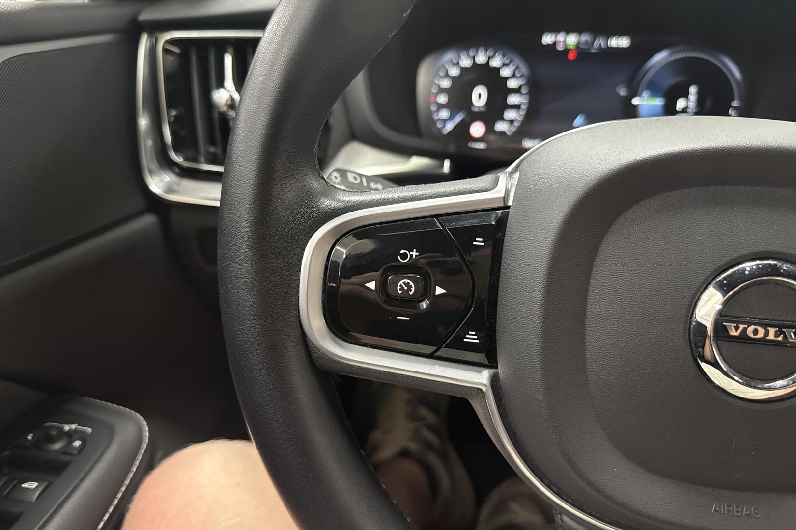 Volvo V60 2022