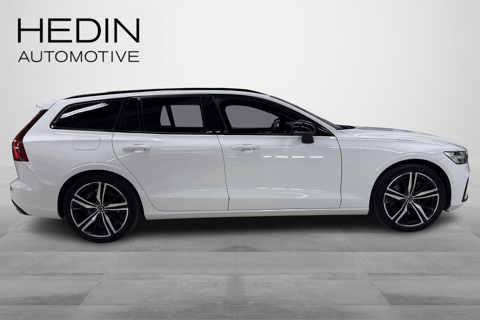 Volvo V60 2022