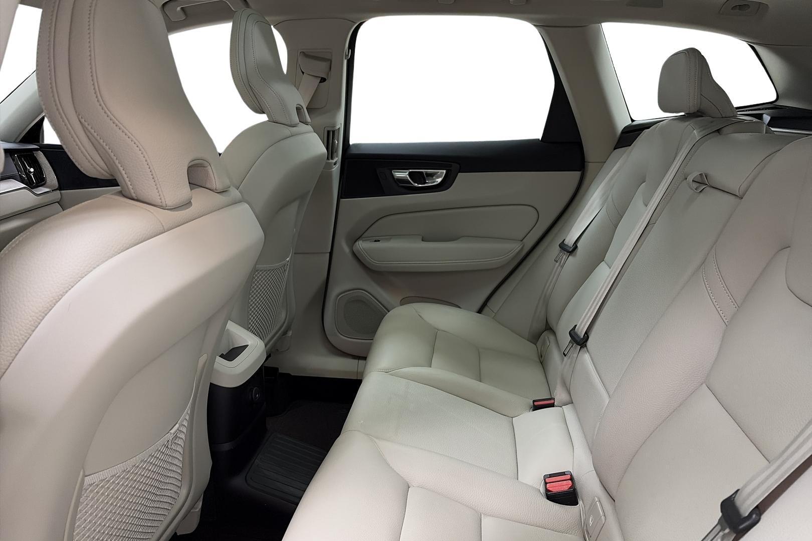 Volvo XC60 2022