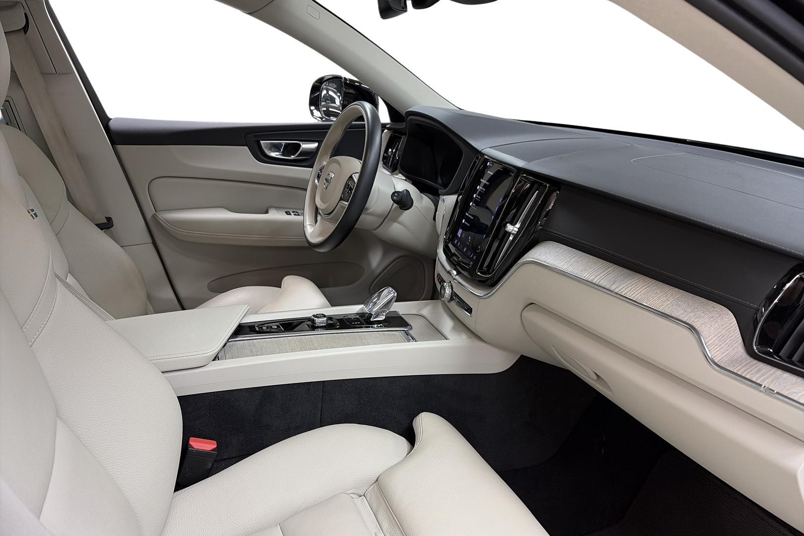 Volvo XC60 2022