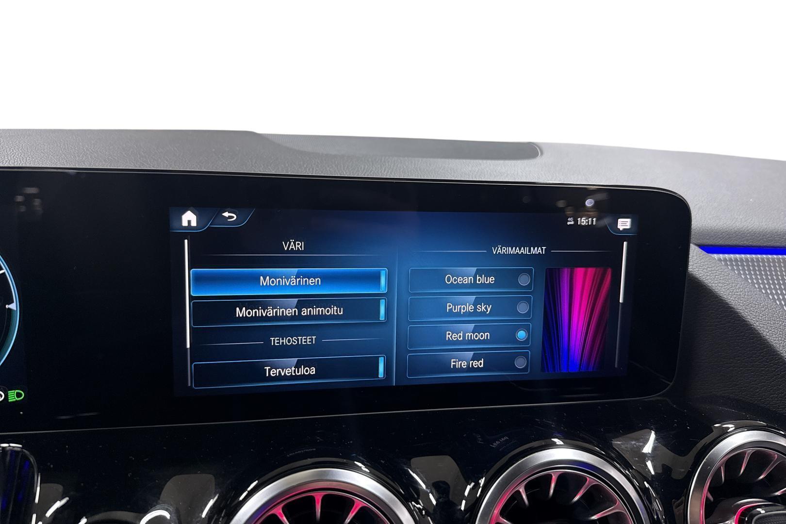 Mercedes-Benz EQA 2024