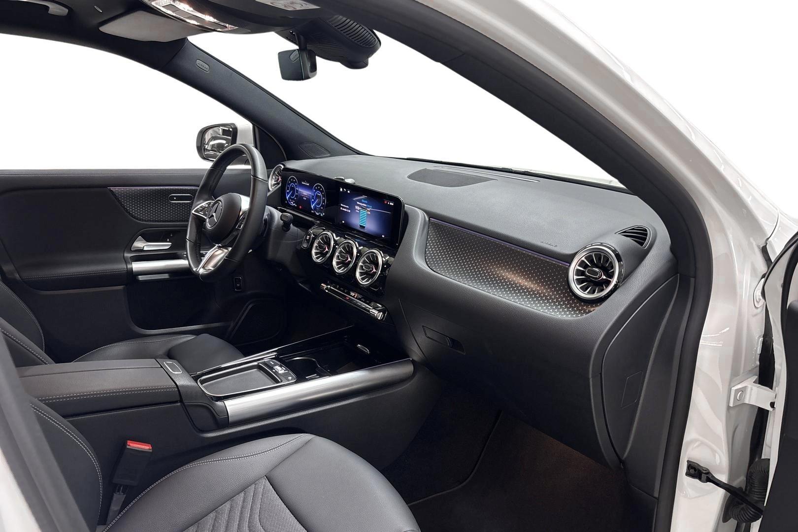 Mercedes-Benz EQA 2025