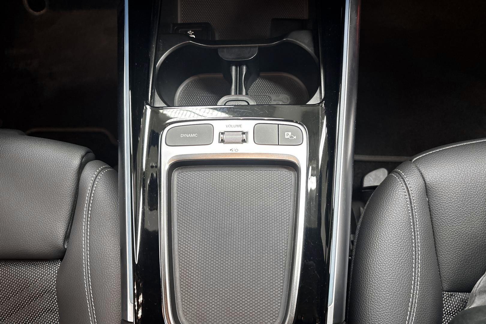 Mercedes-Benz EQA 2025