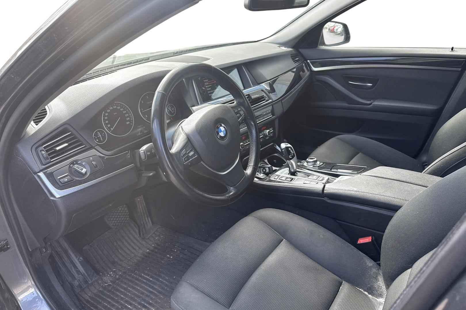 BMW 520 2016