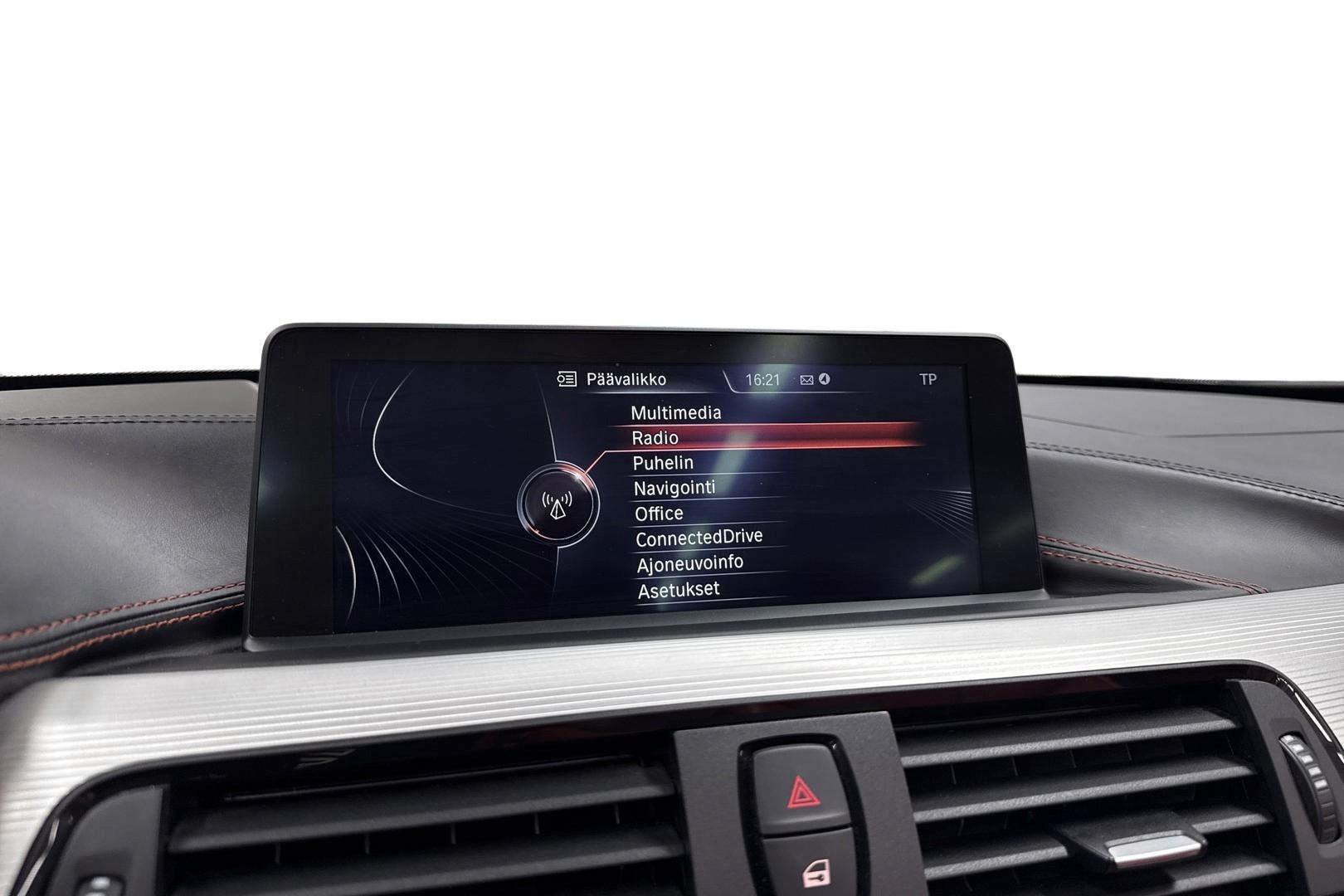 BMW M4 2015