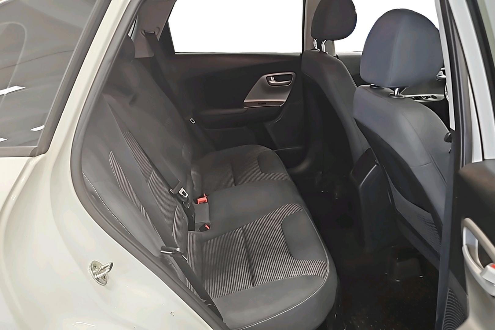 KIA Niro 11
