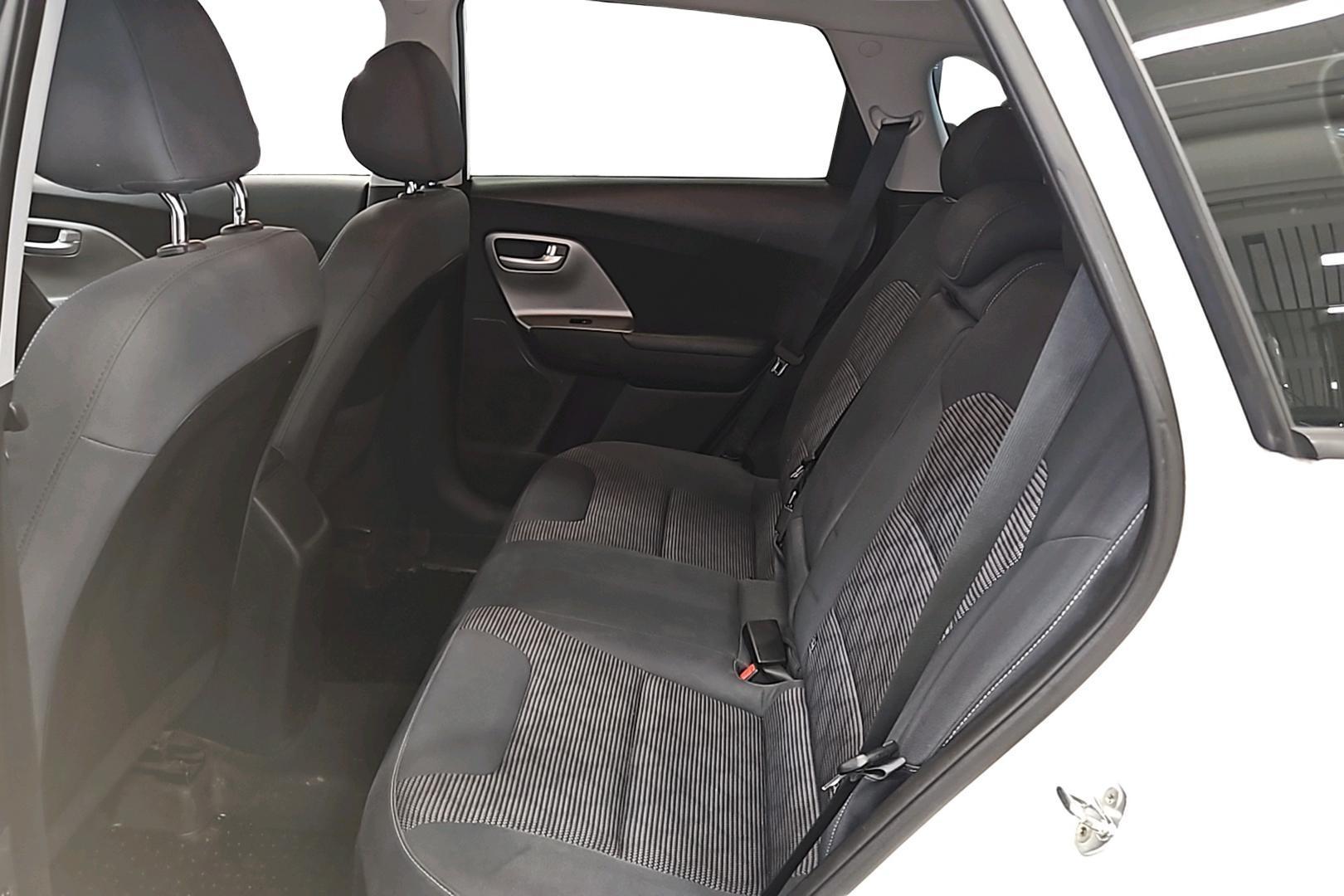 KIA Niro 9