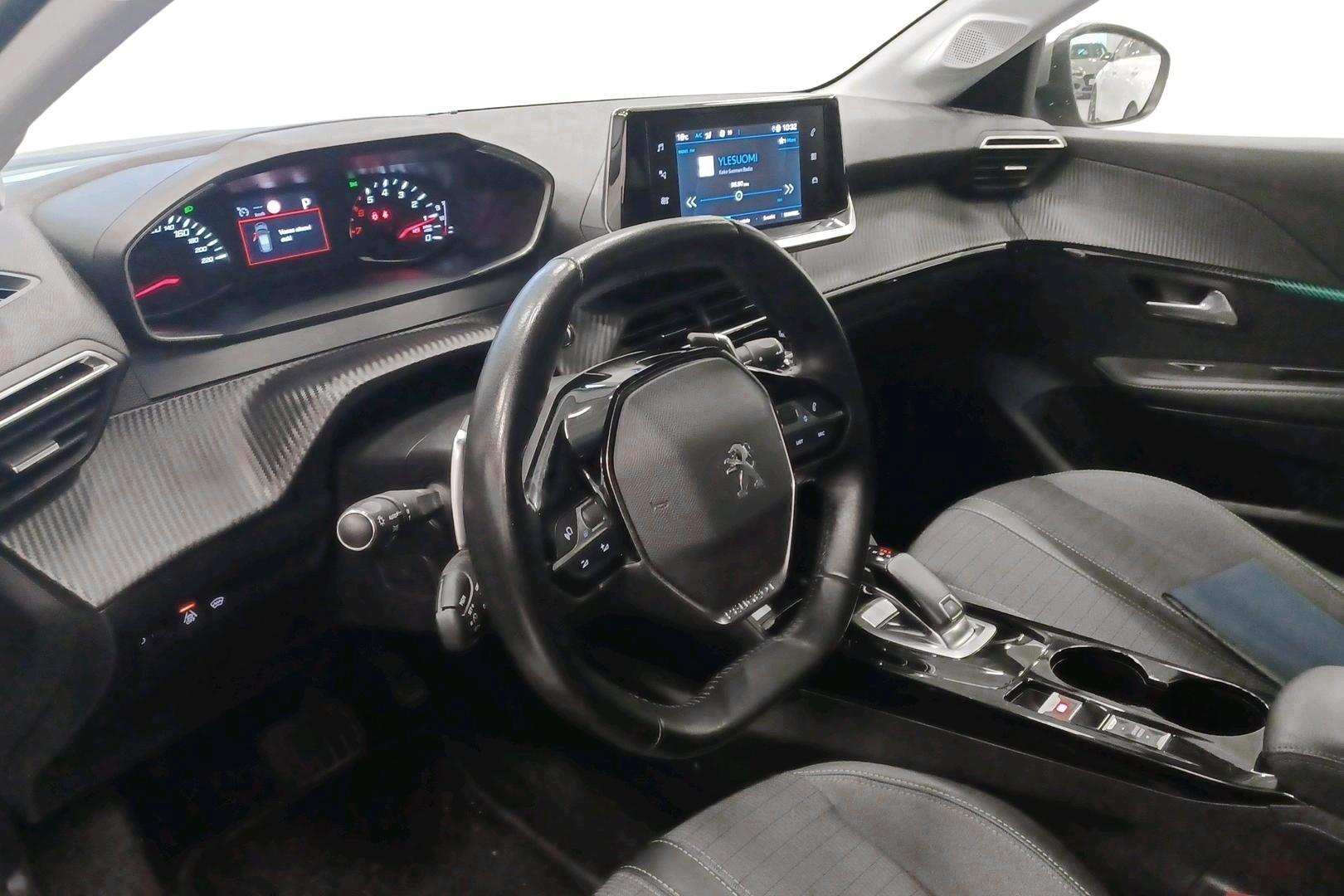 PEUGEOT 208 2021