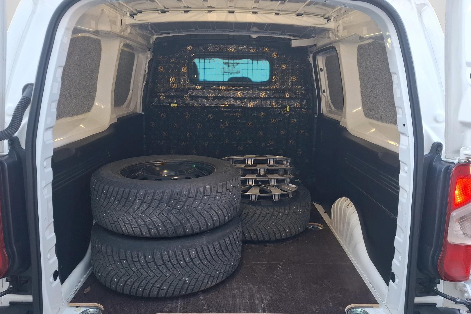 PEUGEOT PARTNER 2020