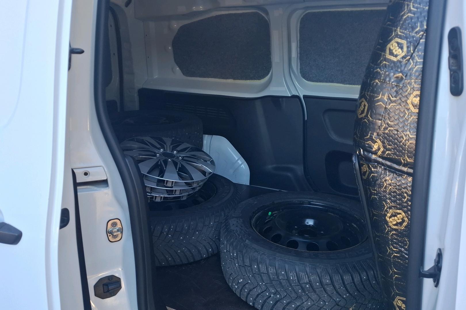 PEUGEOT PARTNER 2020