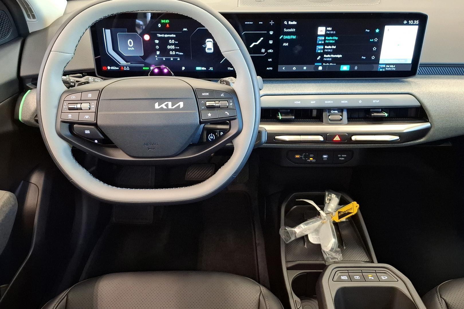 Kia EV4 2026