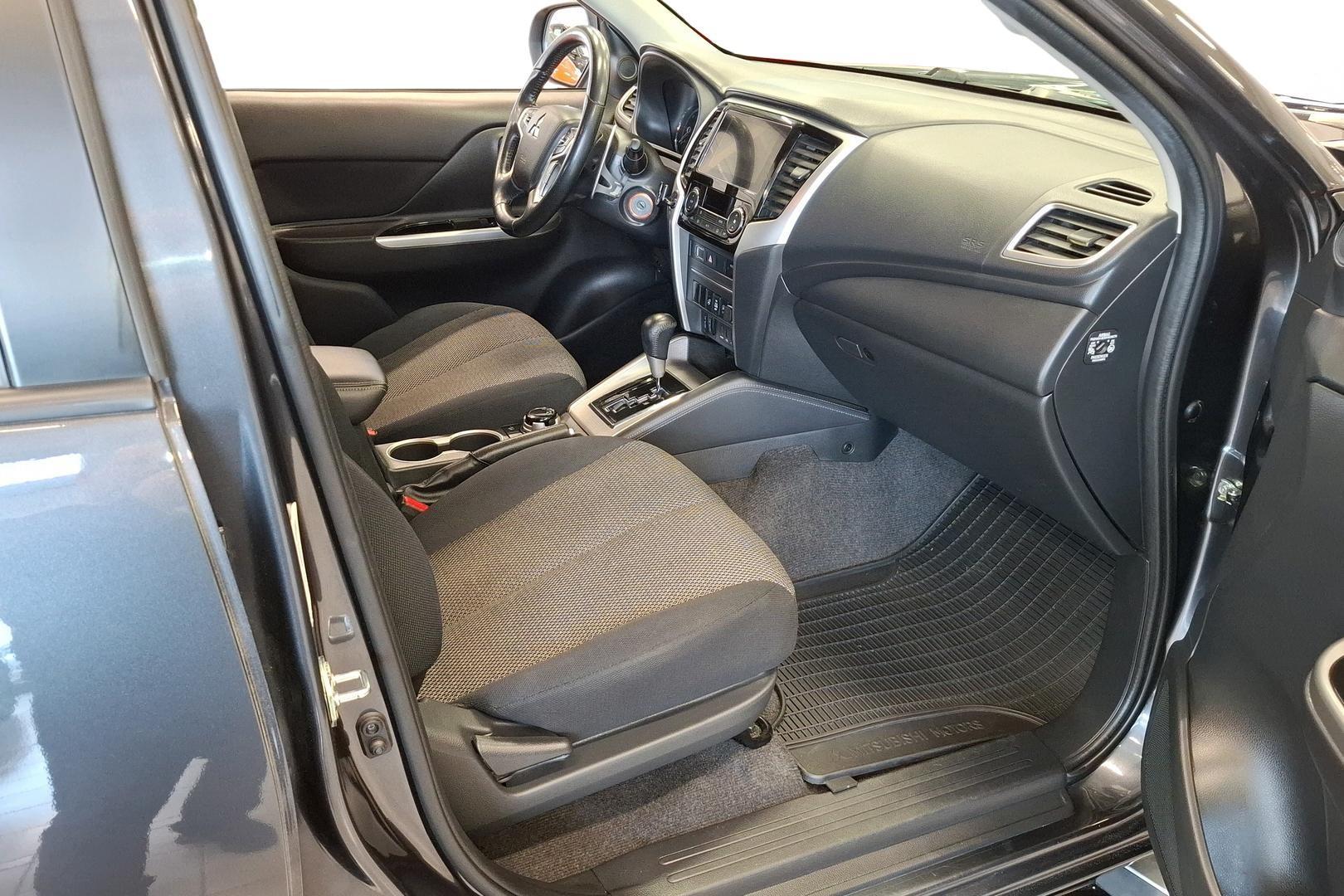 Mitsubishi L200 2020