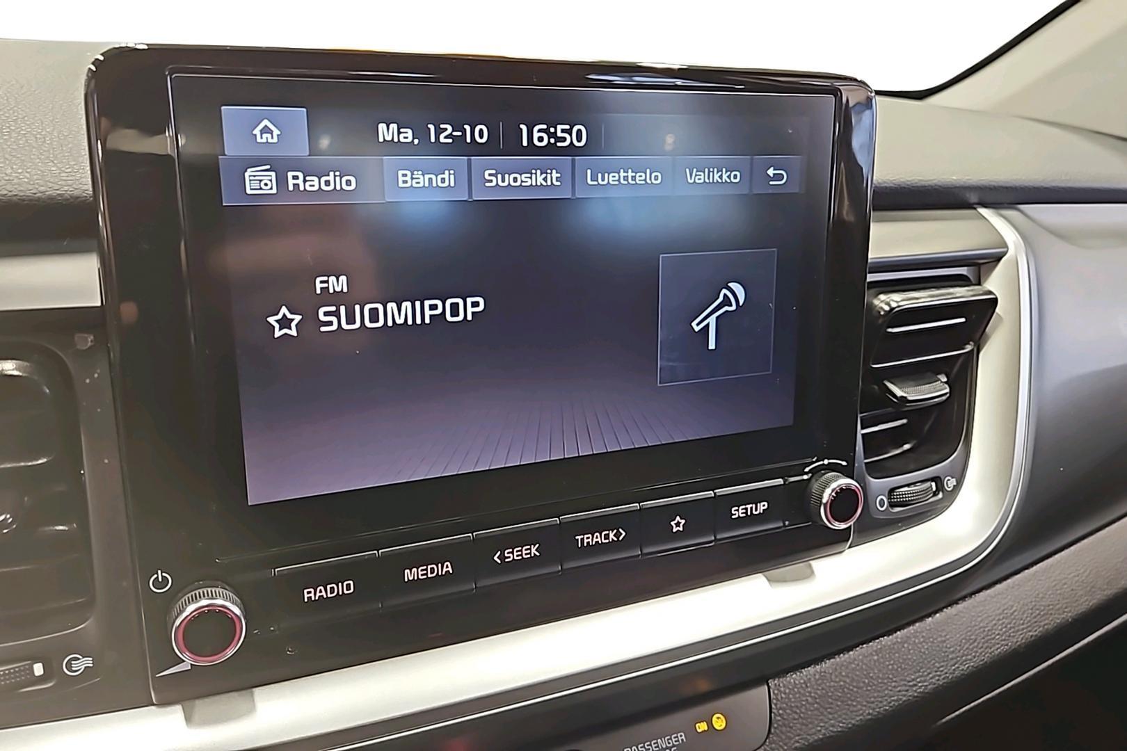 KIA STONIC 2024