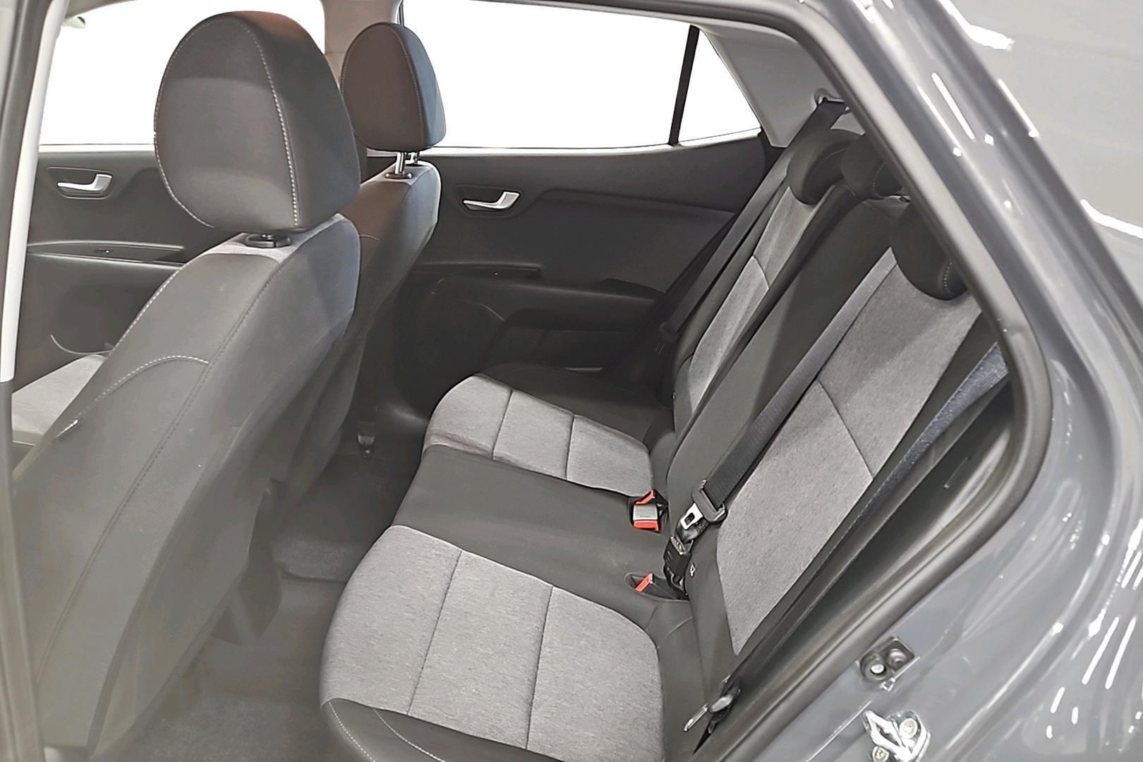 KIA STONIC 2024