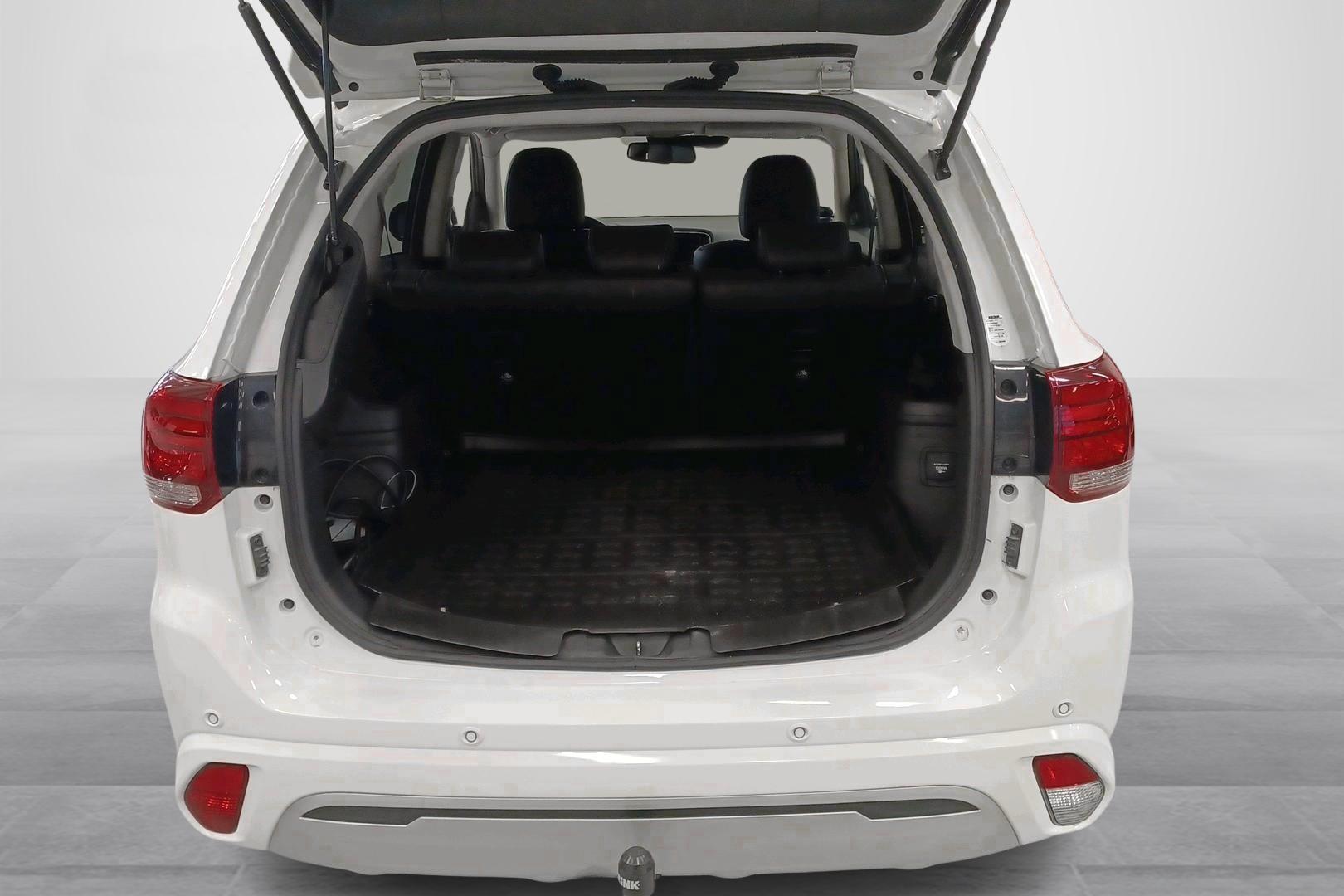 Mitsubishi Outlander PHEV 2019