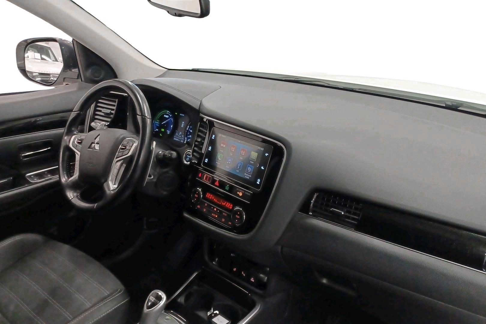 Mitsubishi Outlander PHEV 2019