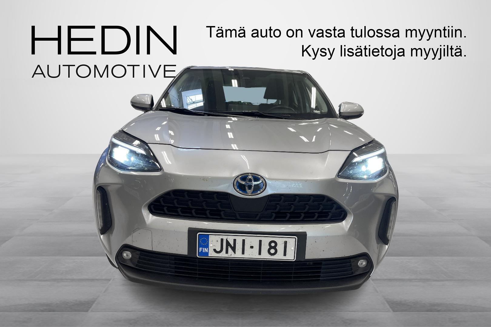 TOYOTA Yaris Cross 2024