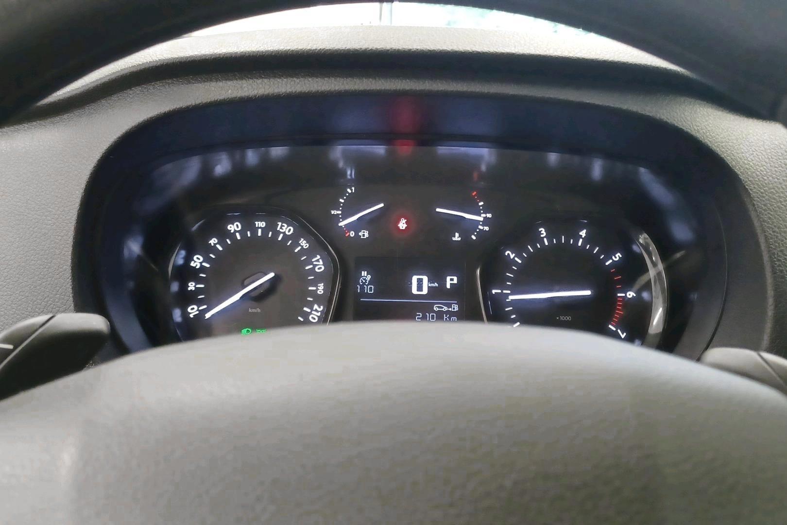 PEUGEOT EXPERT 2022