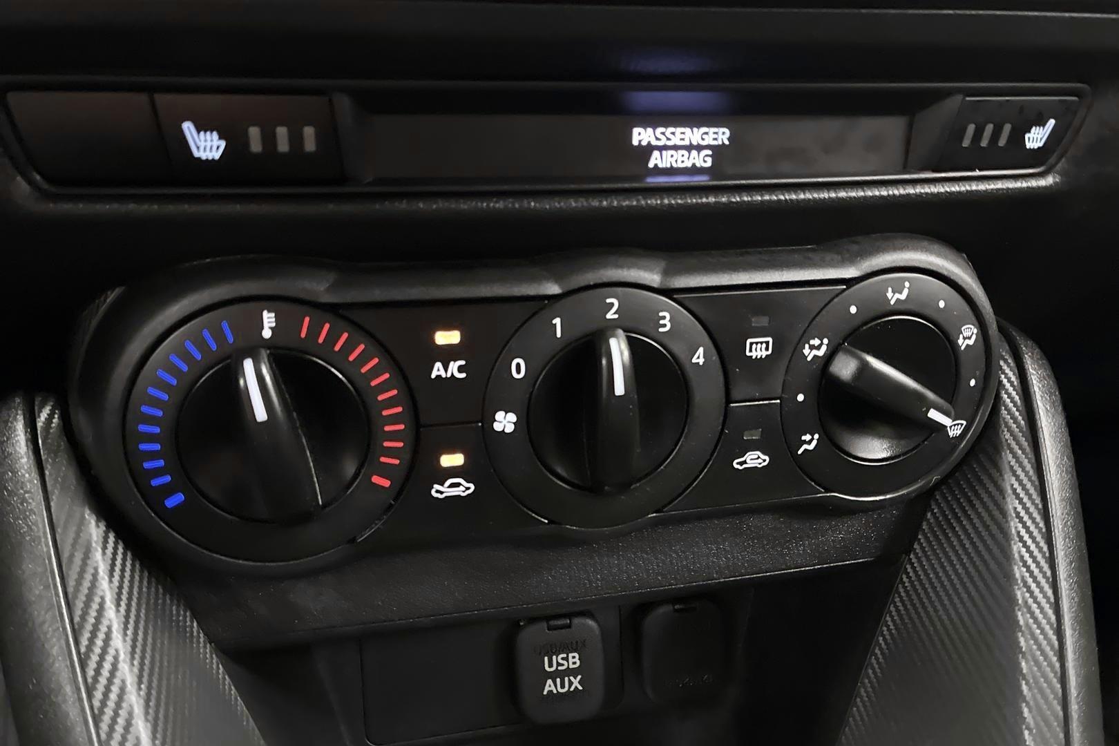 MAZDA Mazda2 2016
