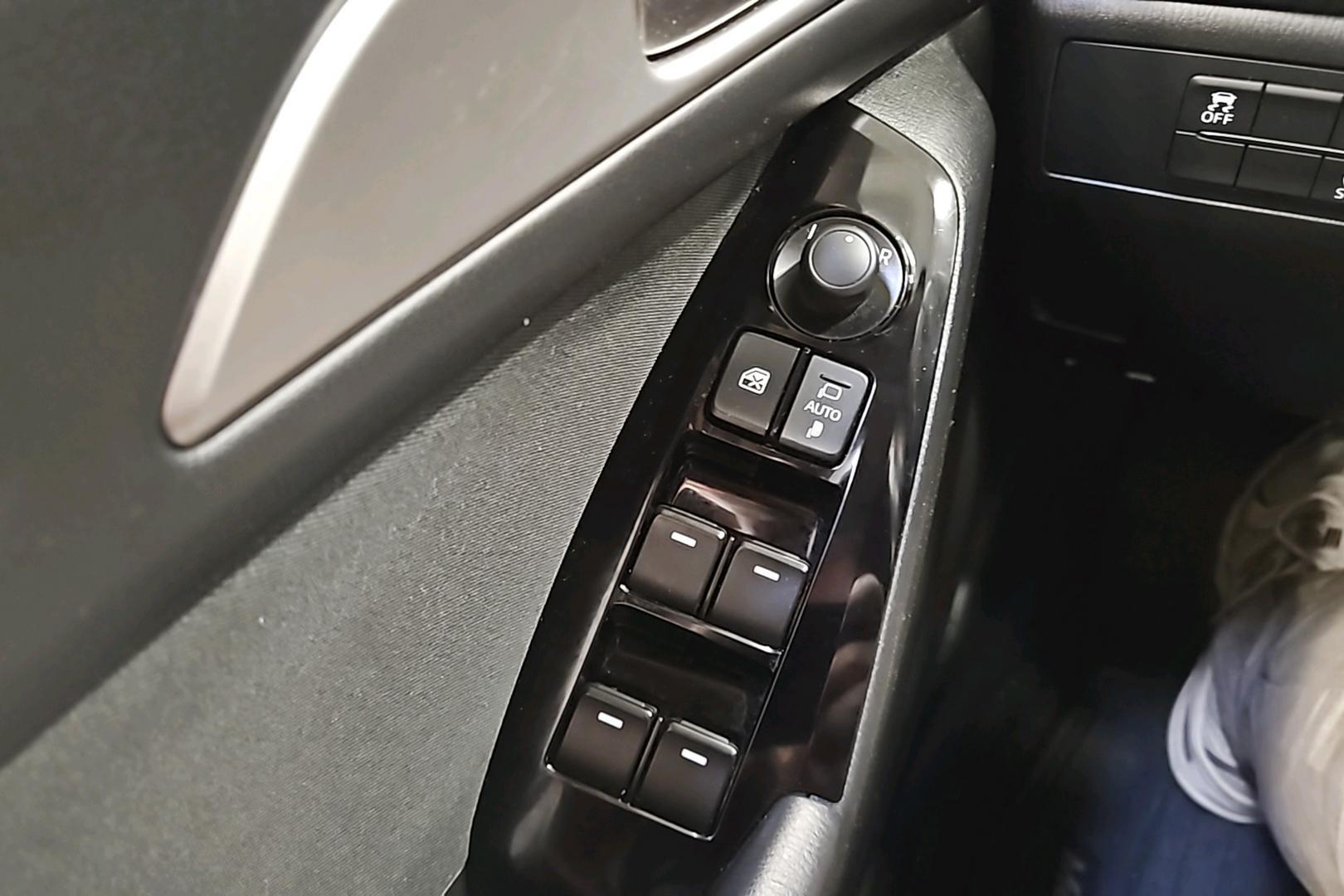 MAZDA Mazda3 2018