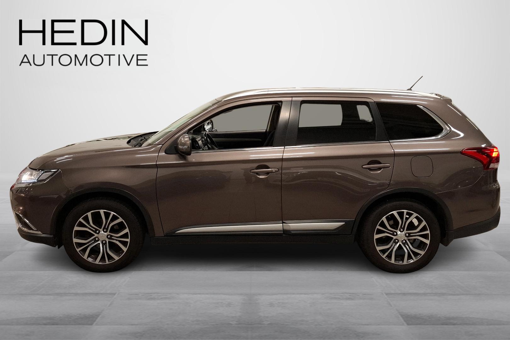 MITSUBISHI OUTLANDER 2016