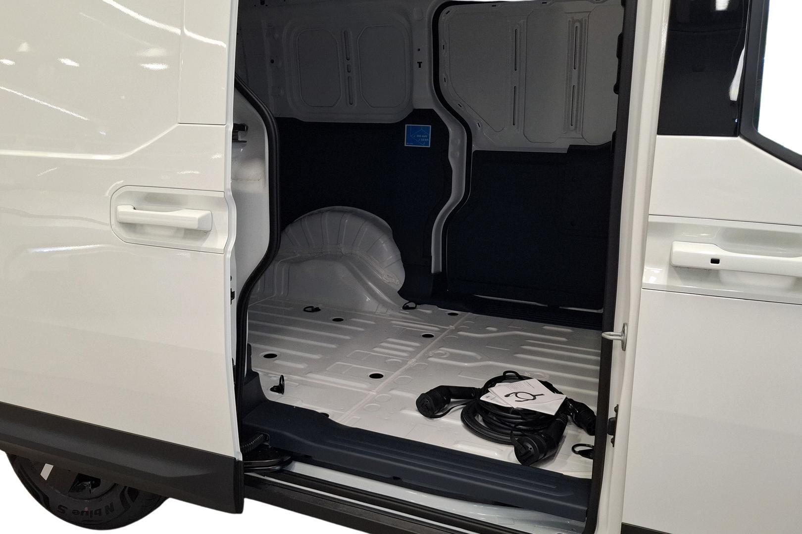 Kia PV5 Cargo 2025