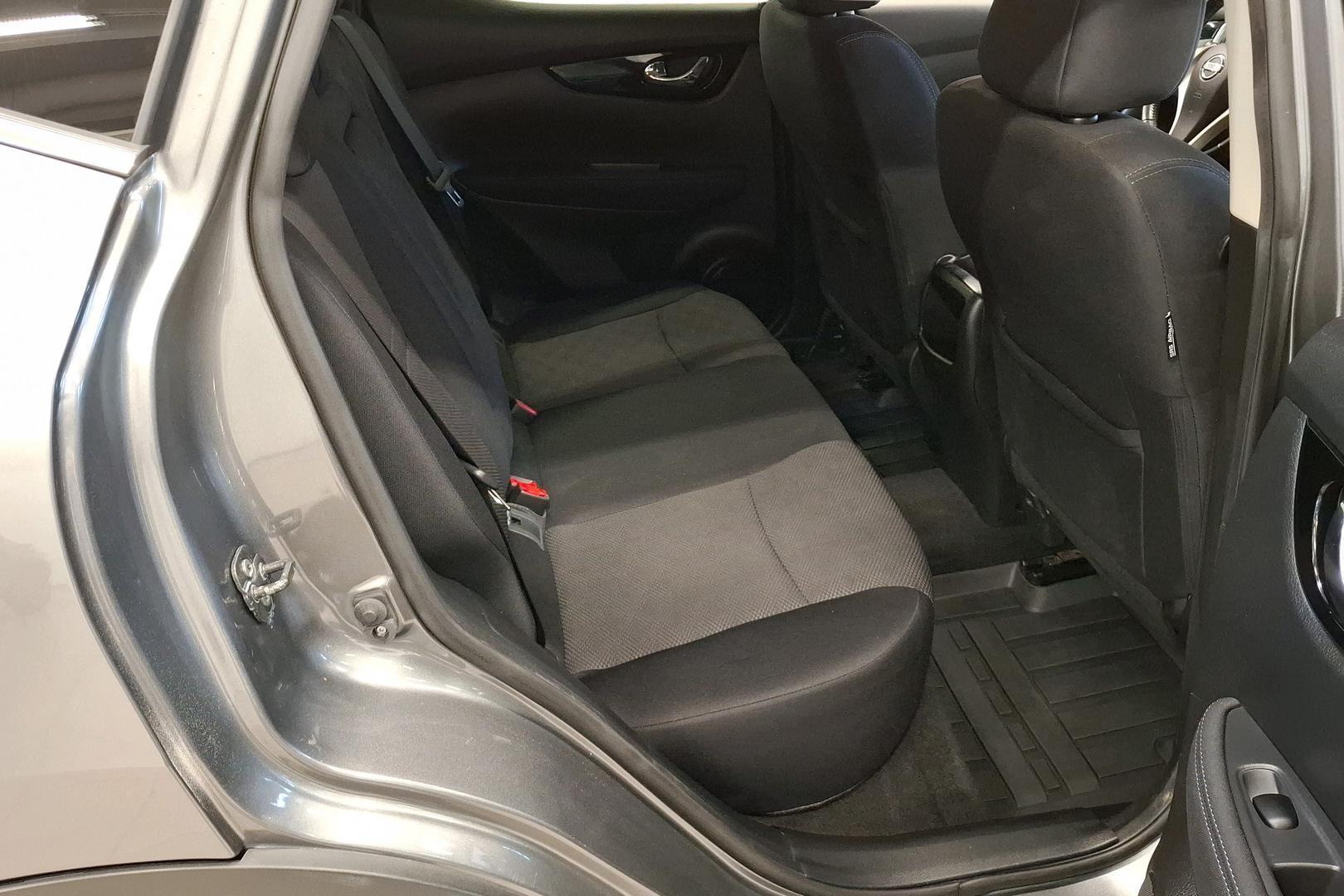 NISSAN Qashqai 2017