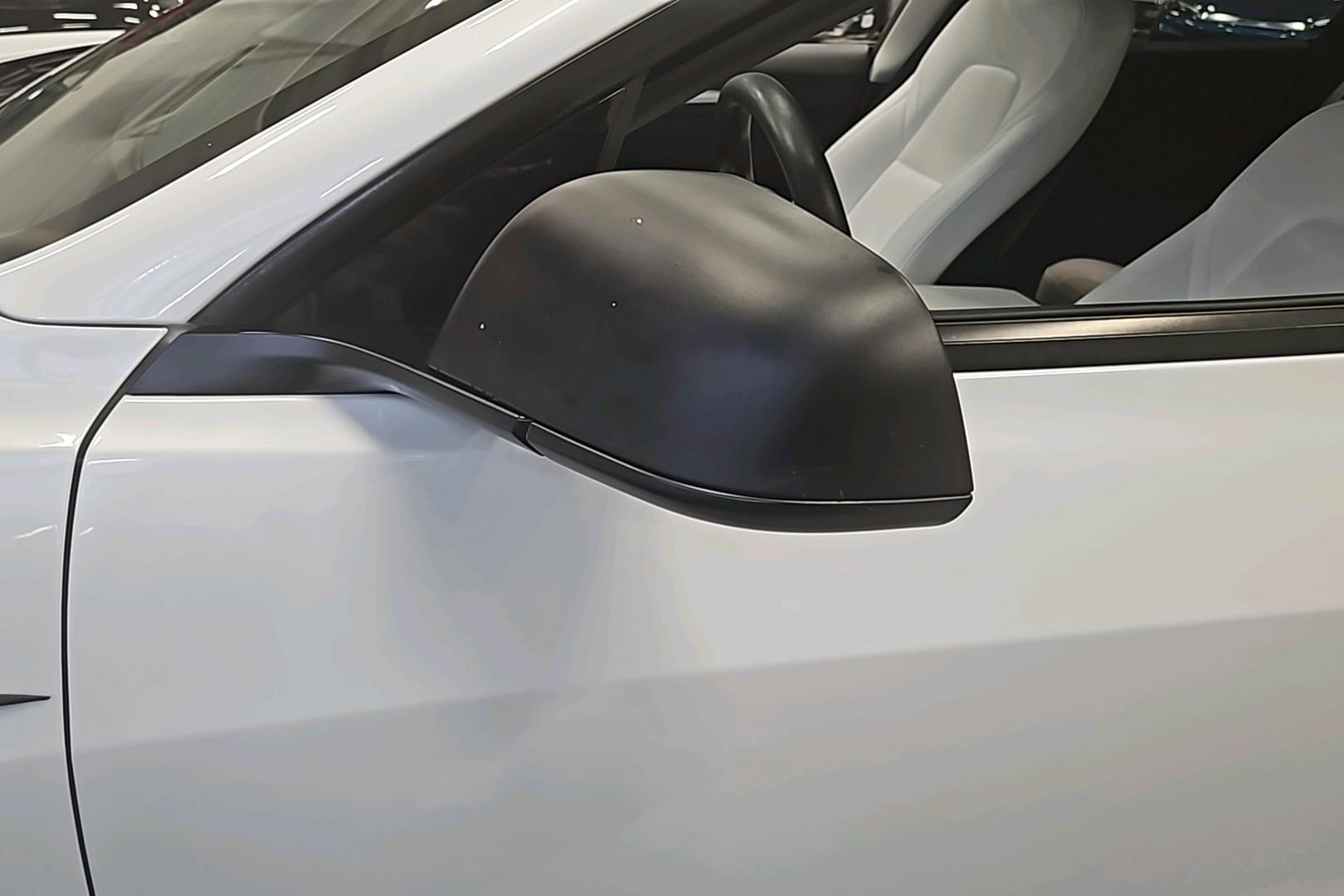Tesla Model 3 14