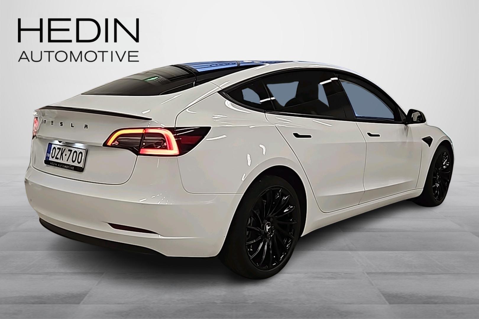 Tesla Model 3 2