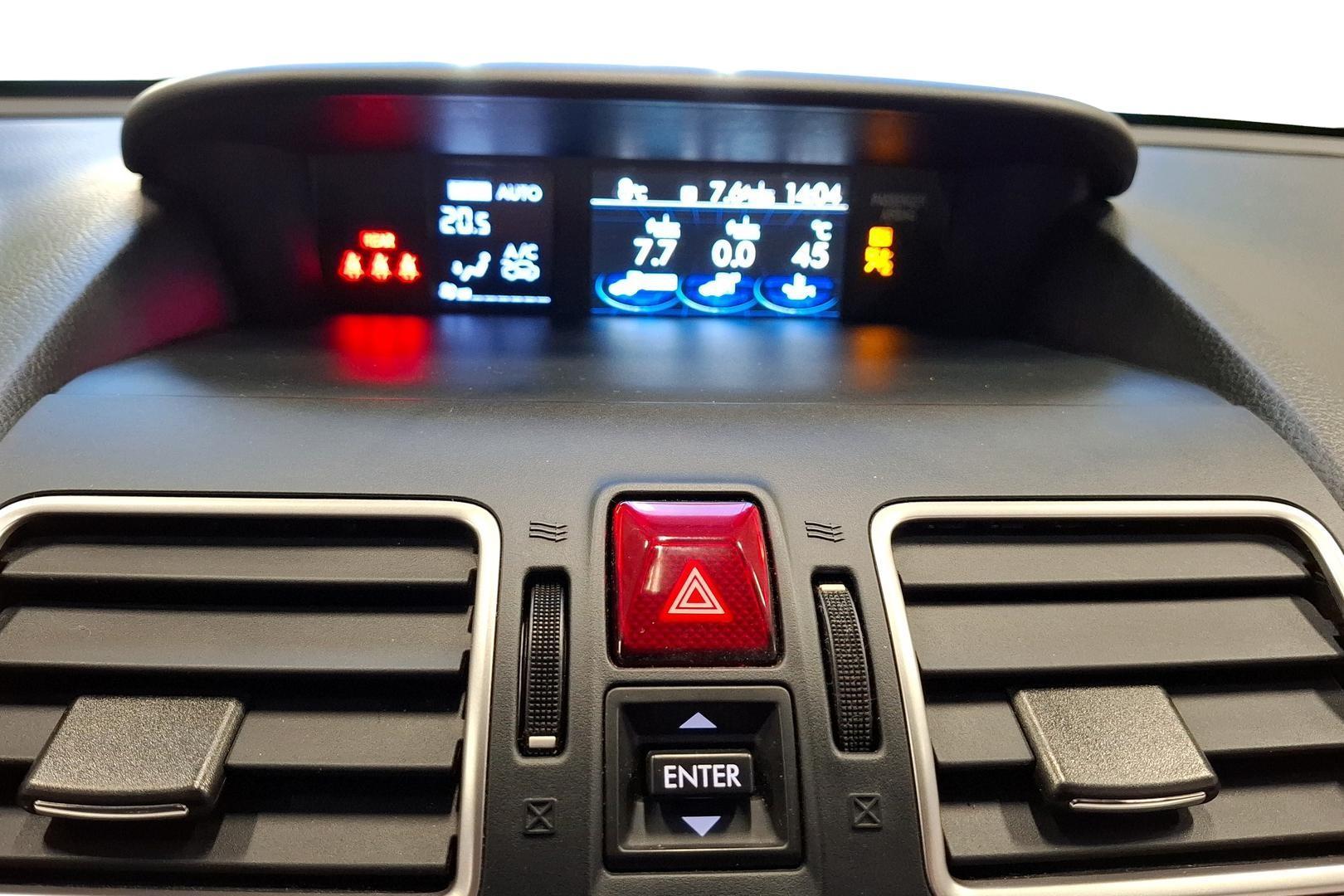 SUBARU FORESTER 2017