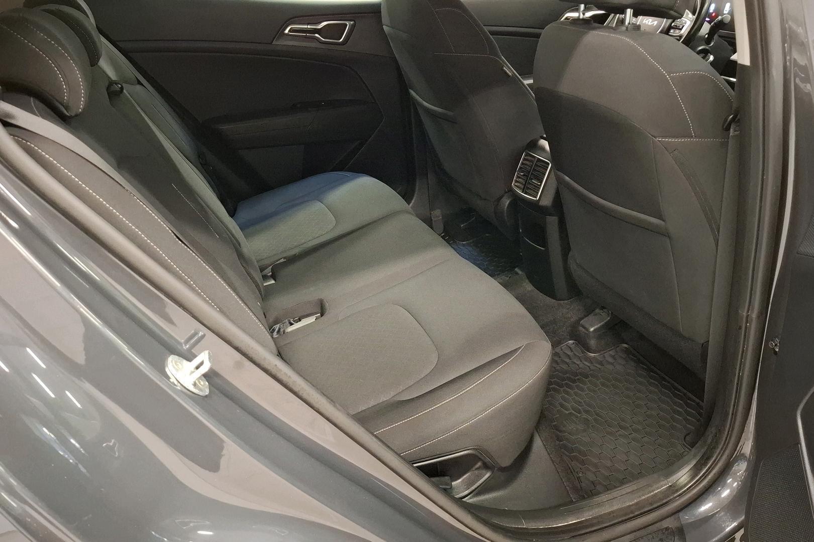 KIA SPORTAGE 11