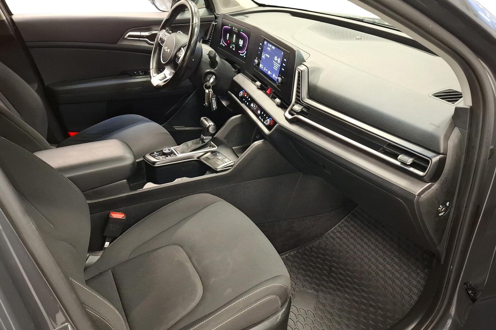 KIA SPORTAGE 12