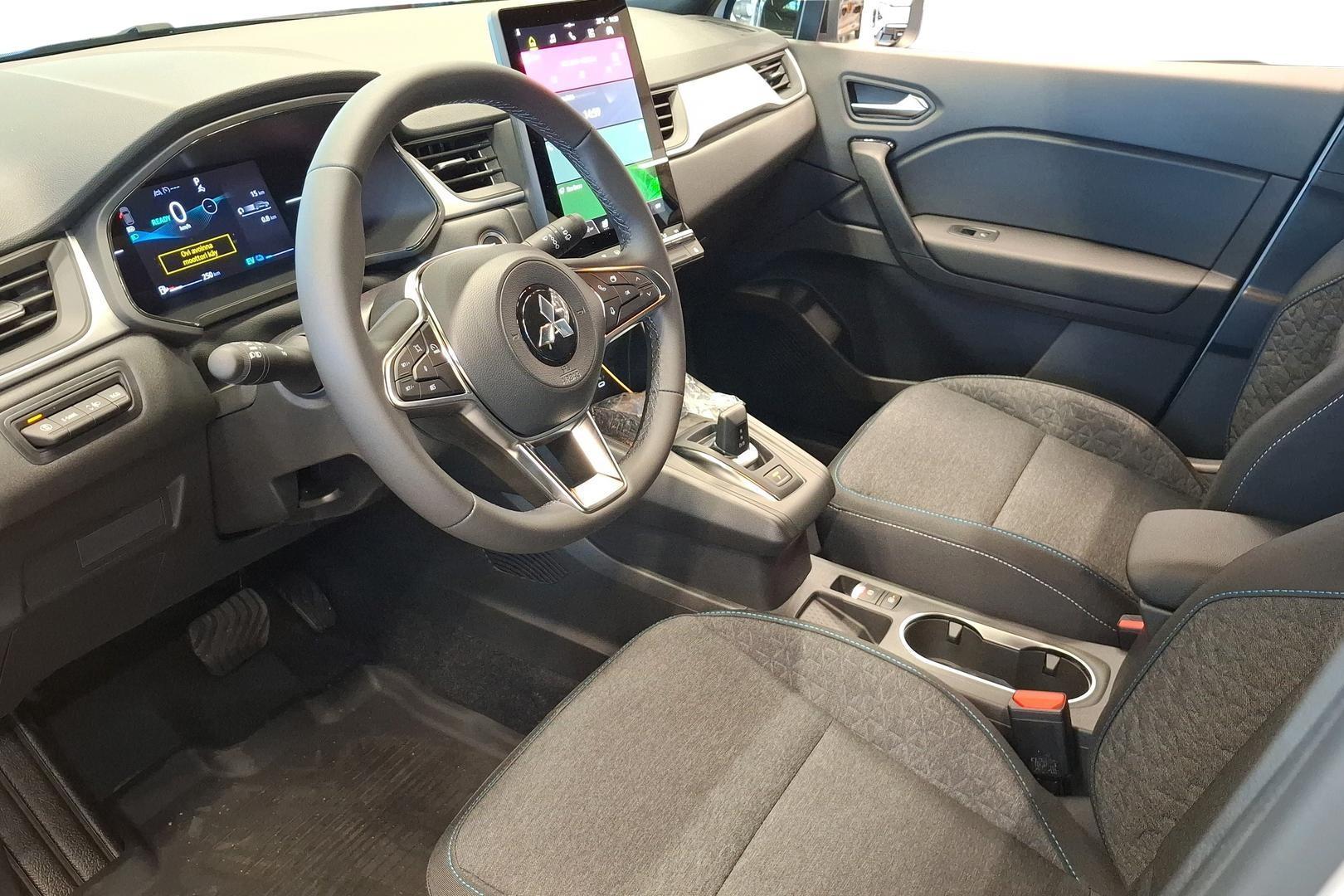 Mitsubishi Grandis 6