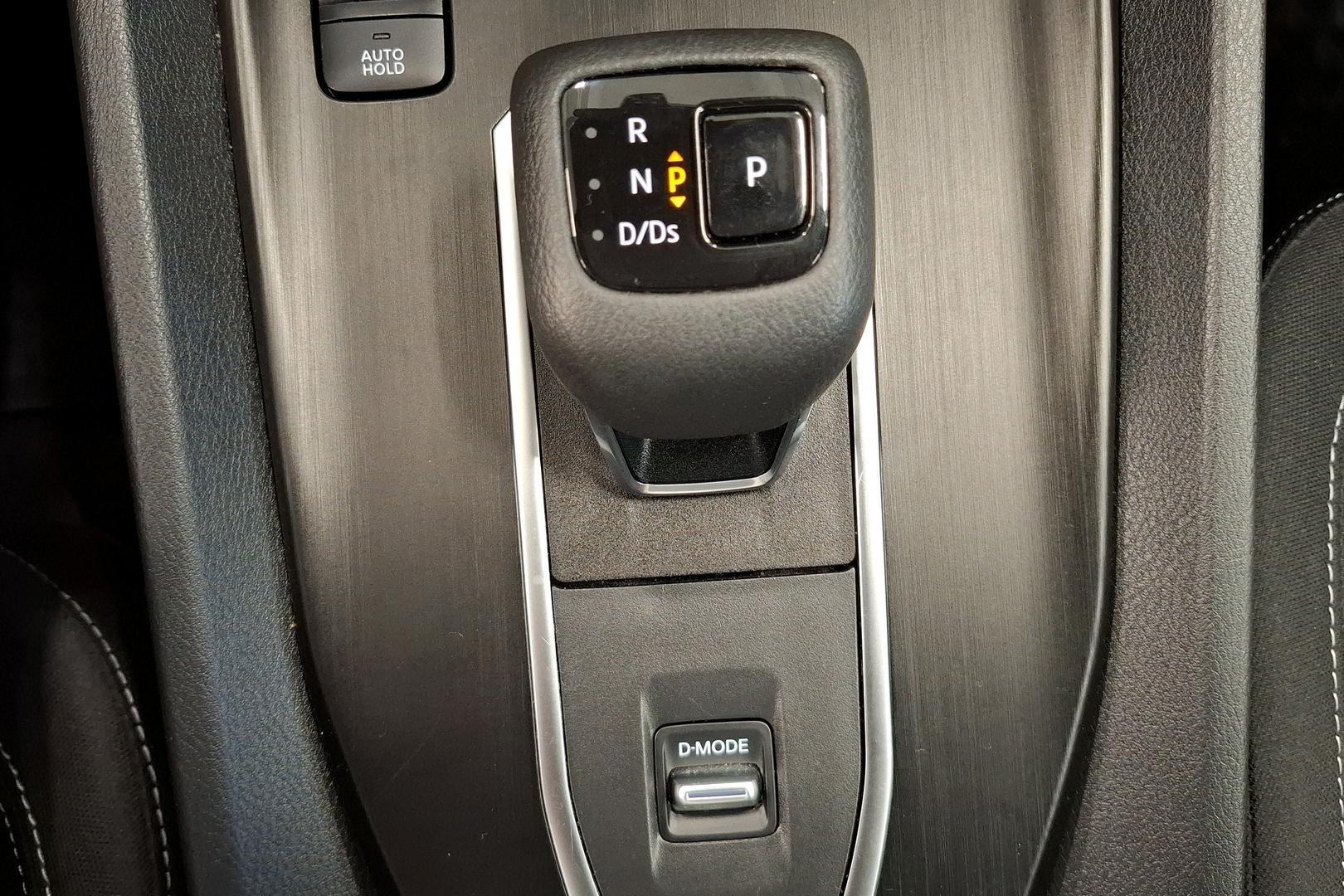 NISSAN Qashqai 2024