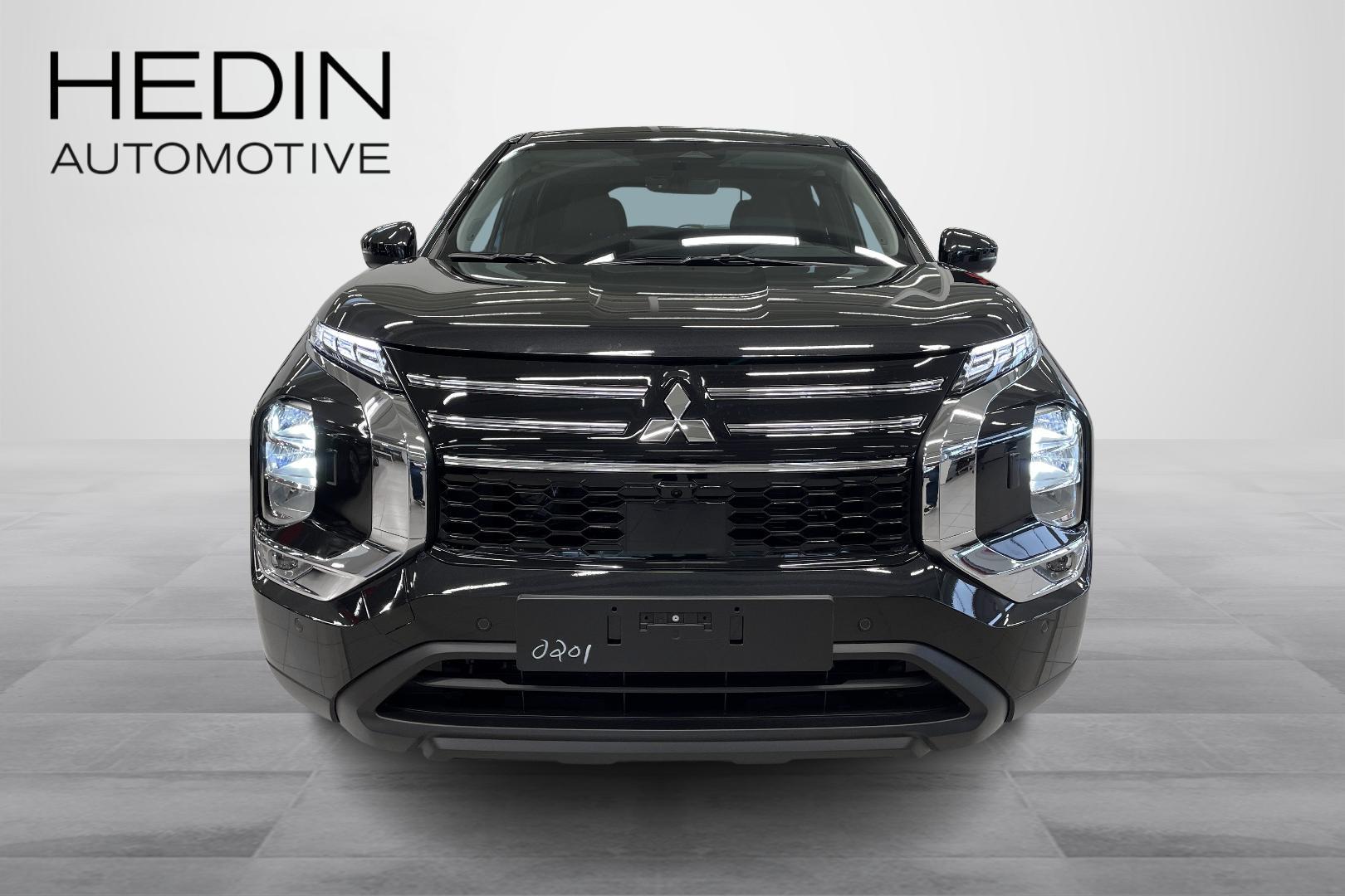 Mitsubishi Outlander 2025